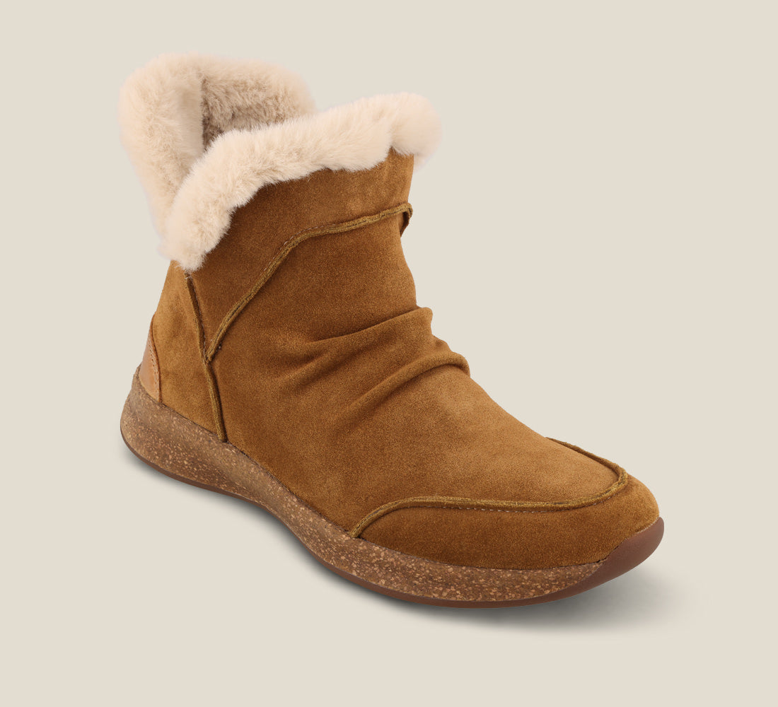 Taos Shoes Women's Future Mid-Chestnut Suede